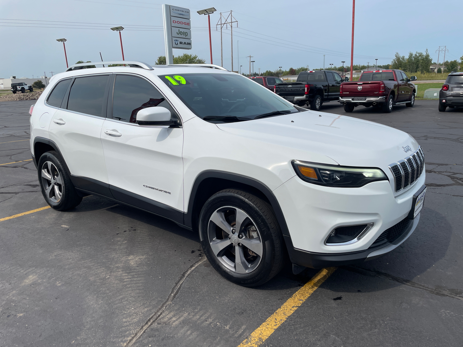 2019 Jeep Cherokee Limited 9