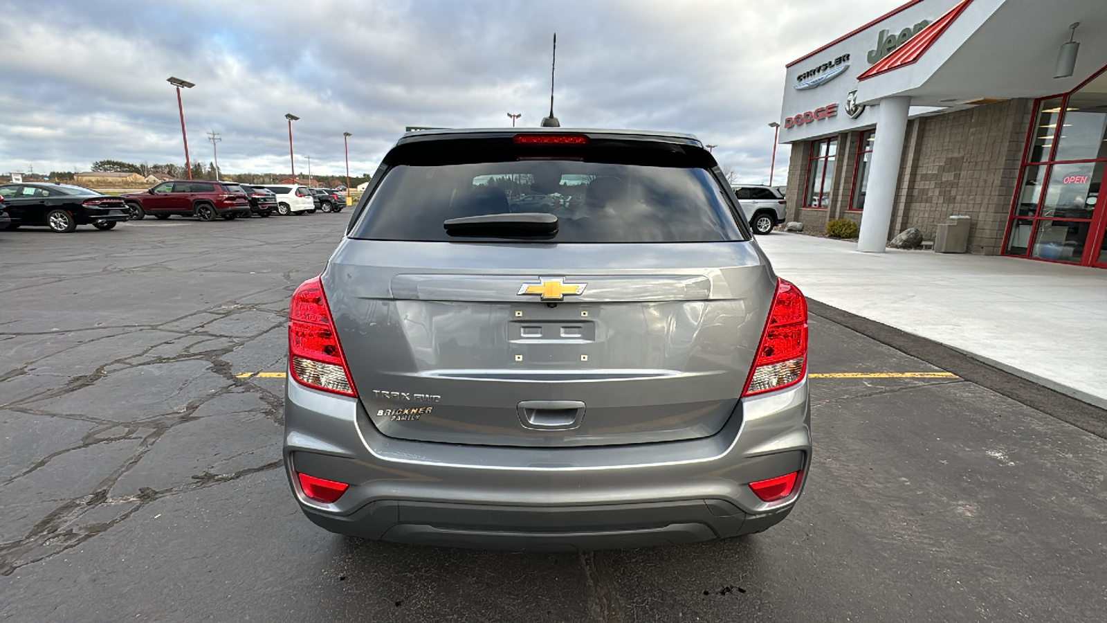 2020 Chevrolet Trax LS AWD 6