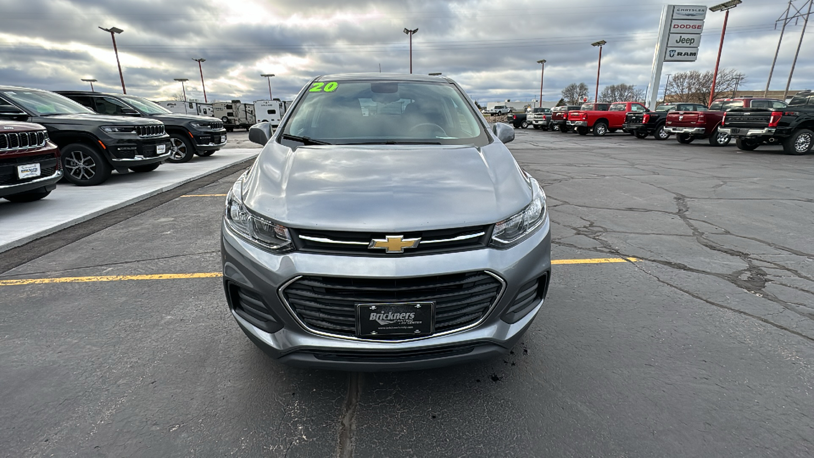 2020 Chevrolet Trax LS AWD 10