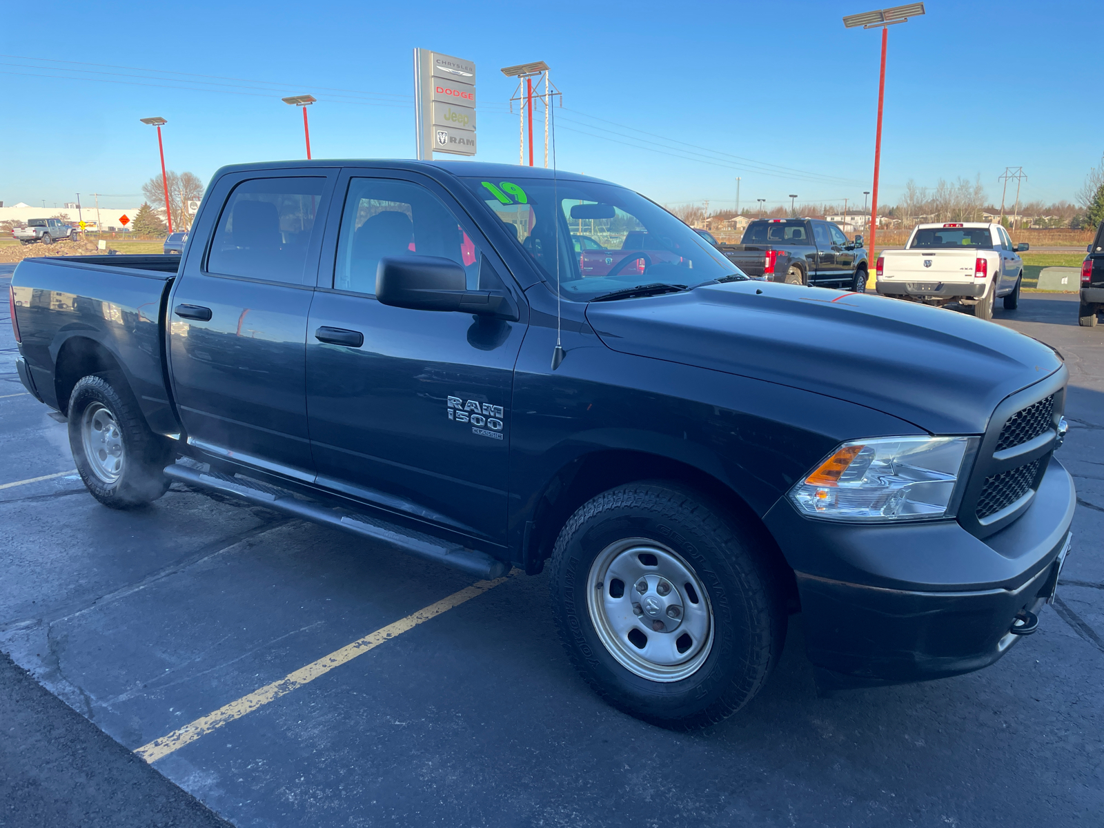 2019 Ram 1500 Classic Tradesman Crew 4x4 V6 8