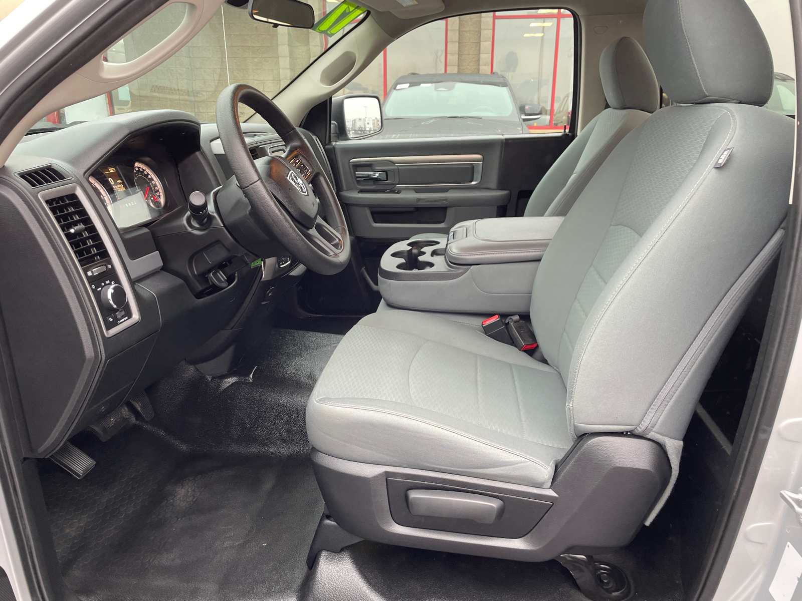 2017 Ram 1500 Tradesman Reg Cab 4x4 V6 2