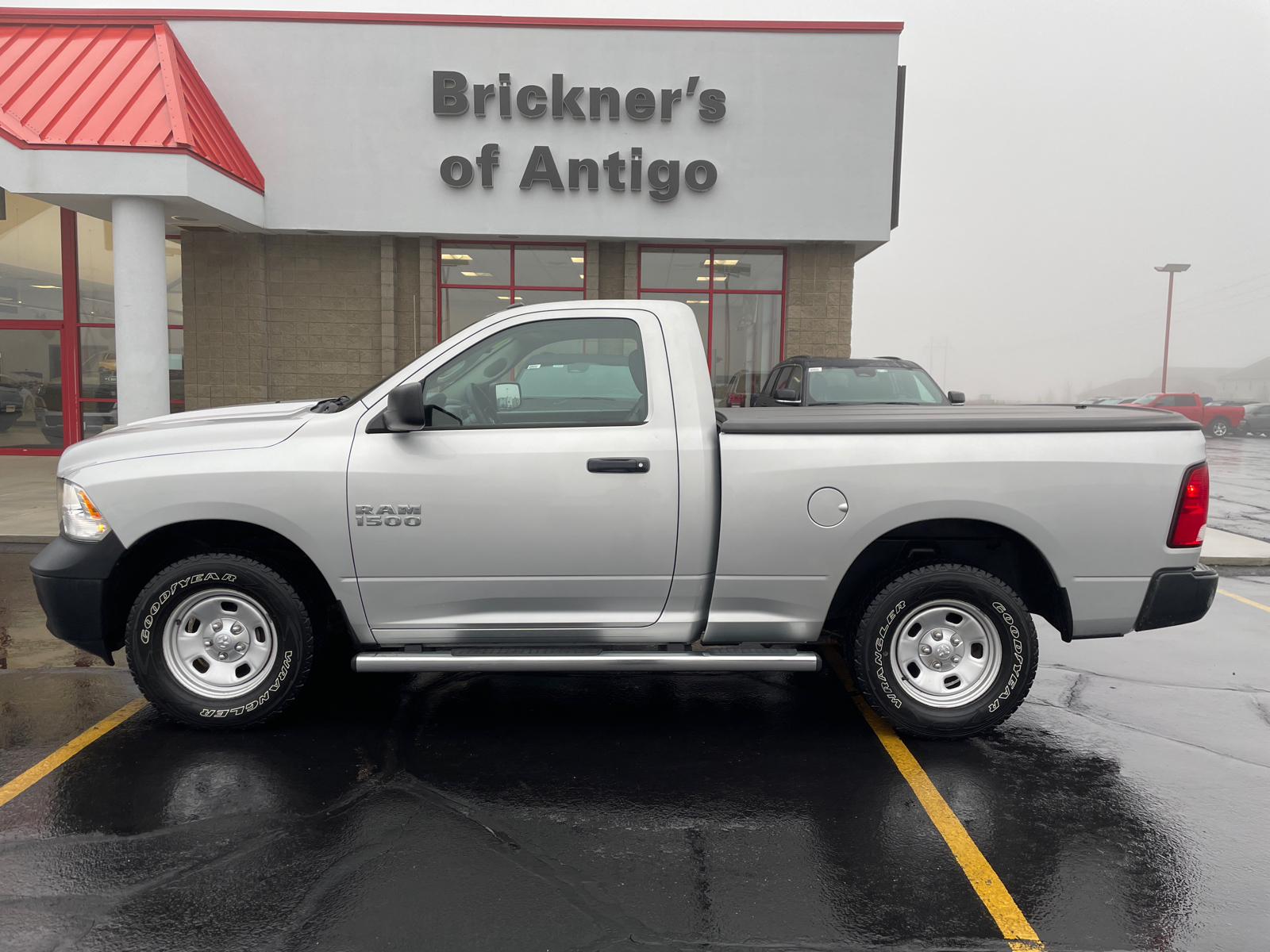 2017 Ram 1500 Tradesman Reg Cab 4x4 V6 4