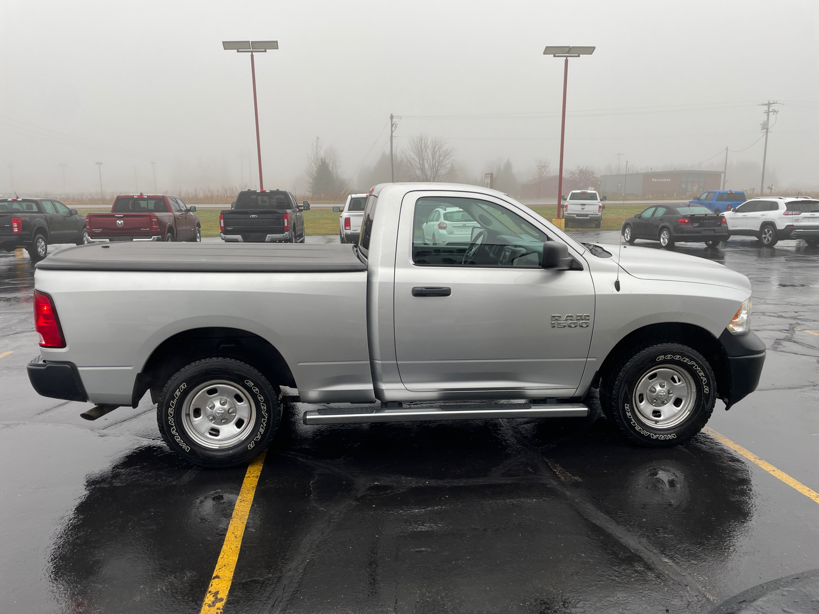 2017 Ram 1500 Tradesman Reg Cab 4x4 V6 8