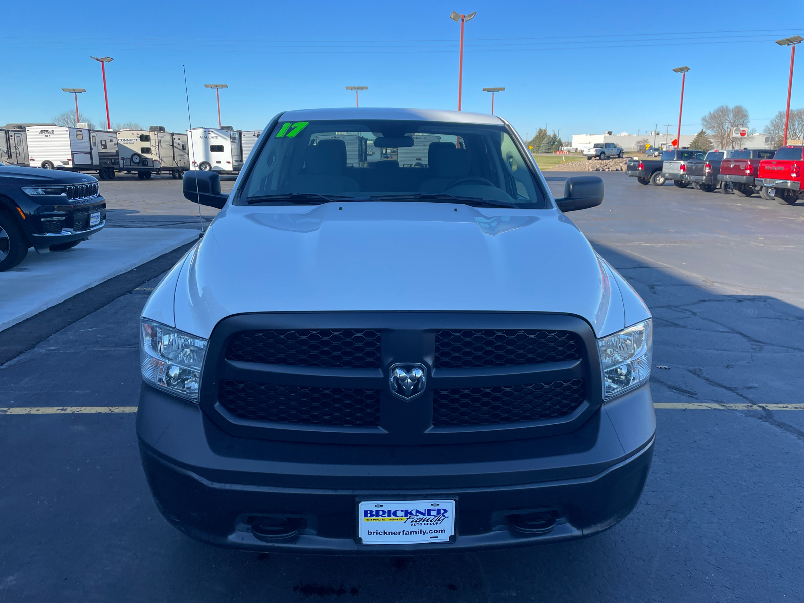 2017 Ram 1500 Tradesman Crew 4x4 V6 10