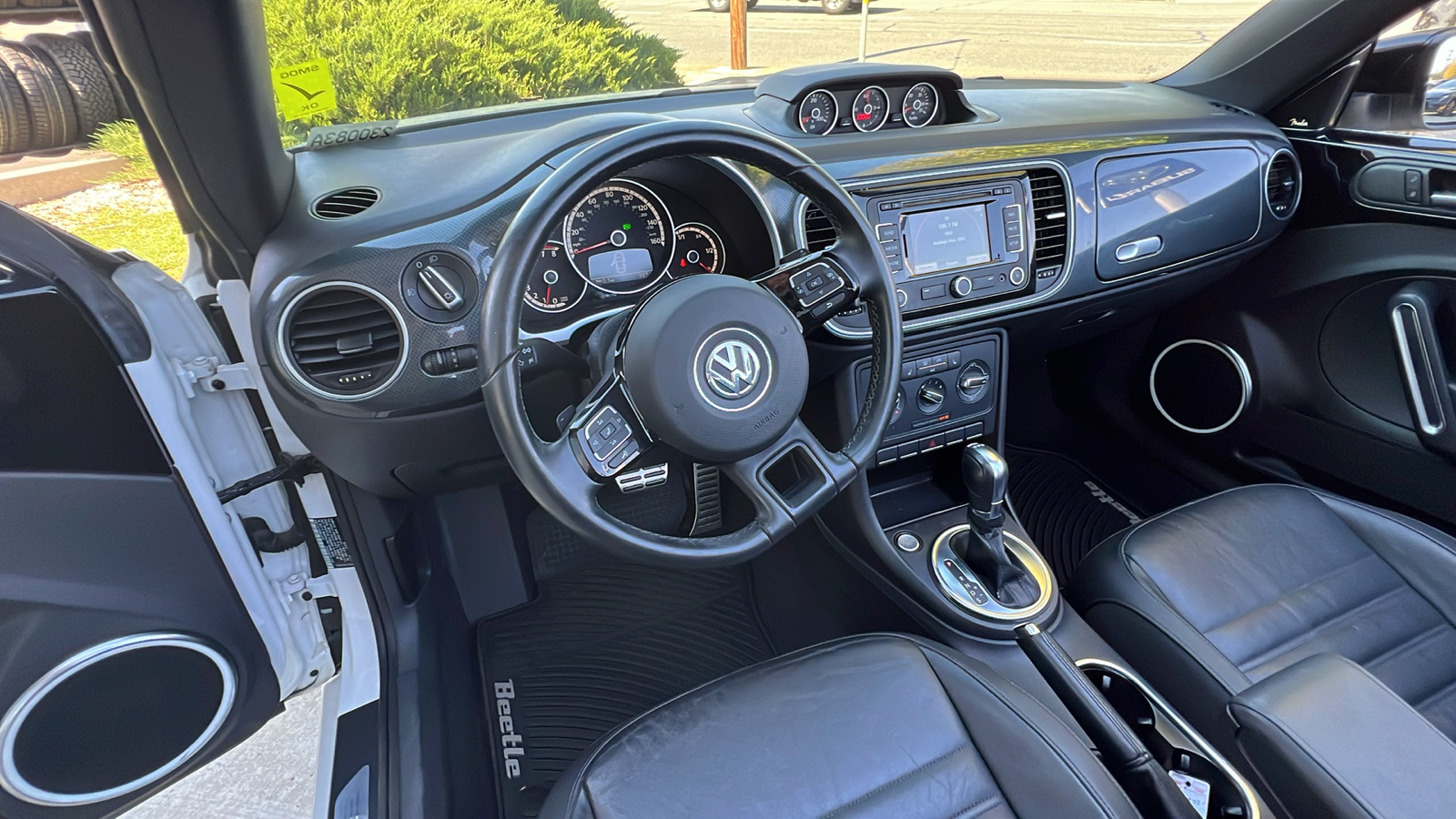 2013 Volkswagen Beetle 2.0 TSi 21