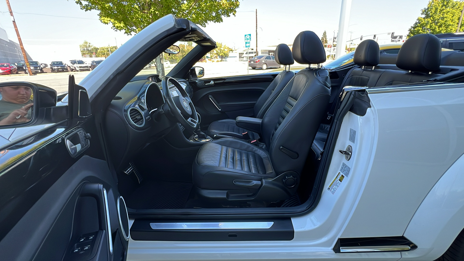 2013 Volkswagen Beetle 2.0 TSi 29