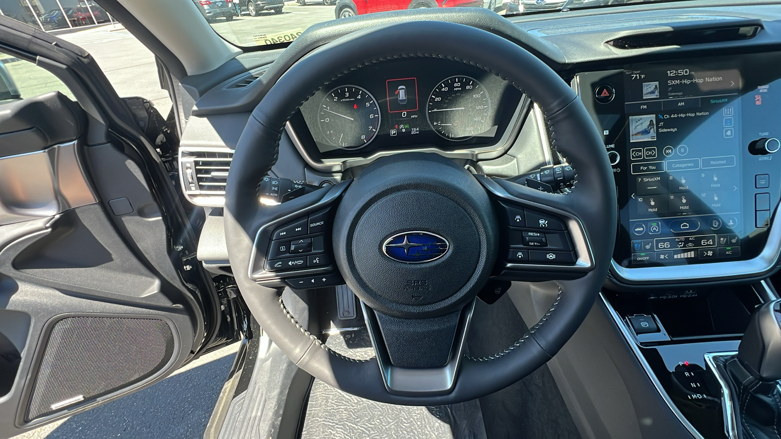 2024 Subaru Outback Touring XT 27