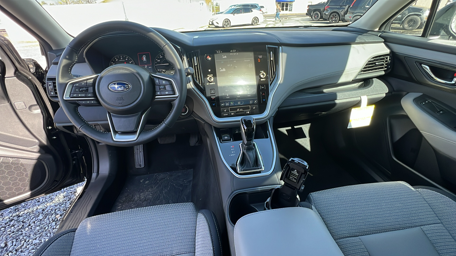 2024 Subaru Outback Premium 17