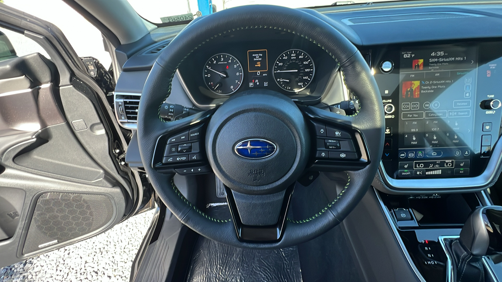 2024 Subaru Outback Onyx Edition XT 27