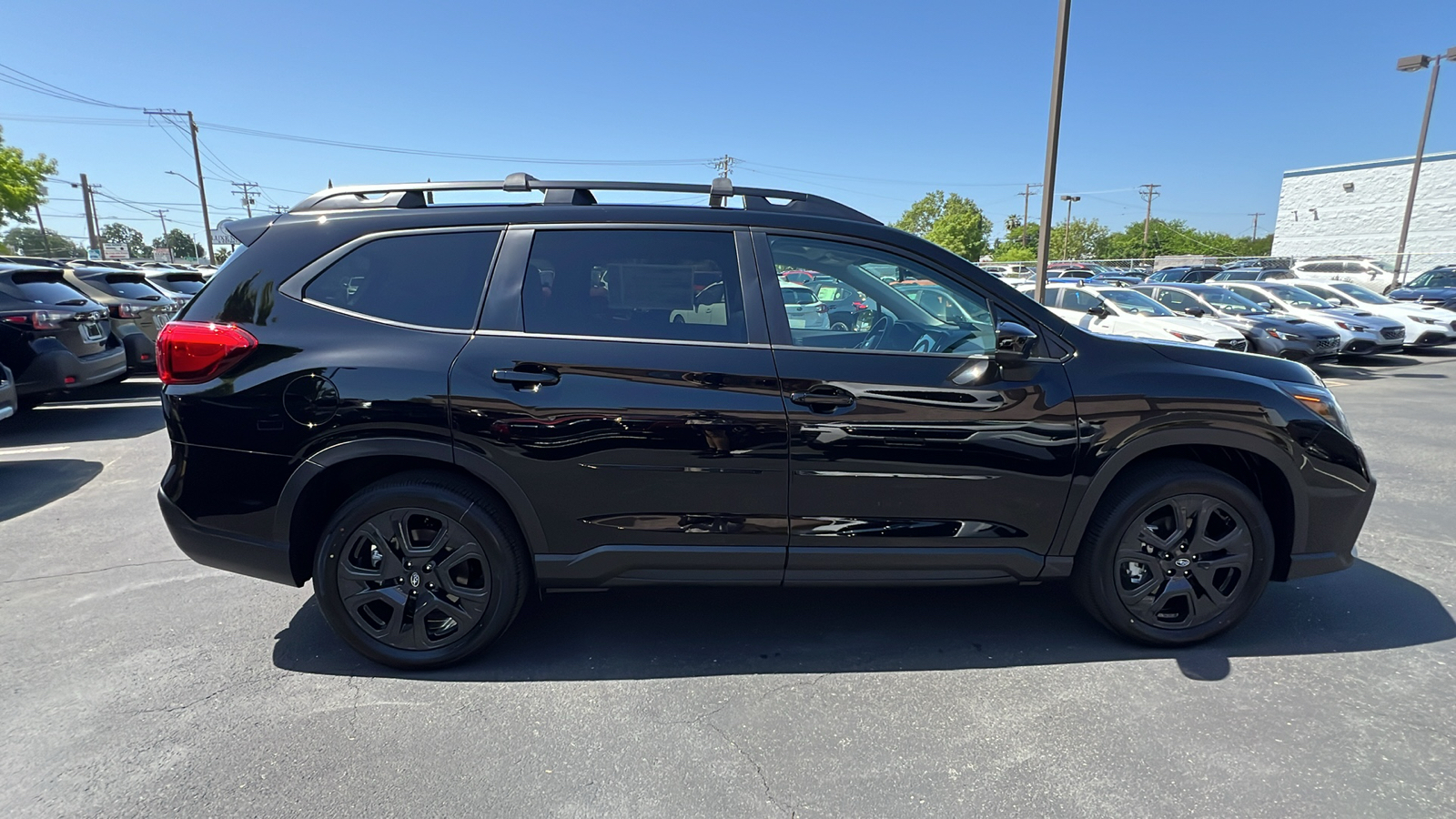 2024 Subaru Ascent Onyx Edition 3