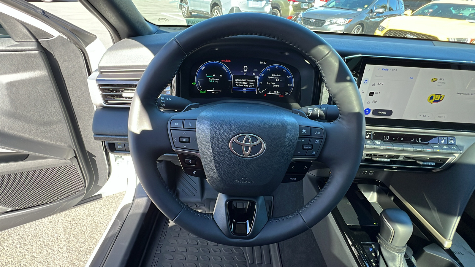 2025 Toyota Camry  27