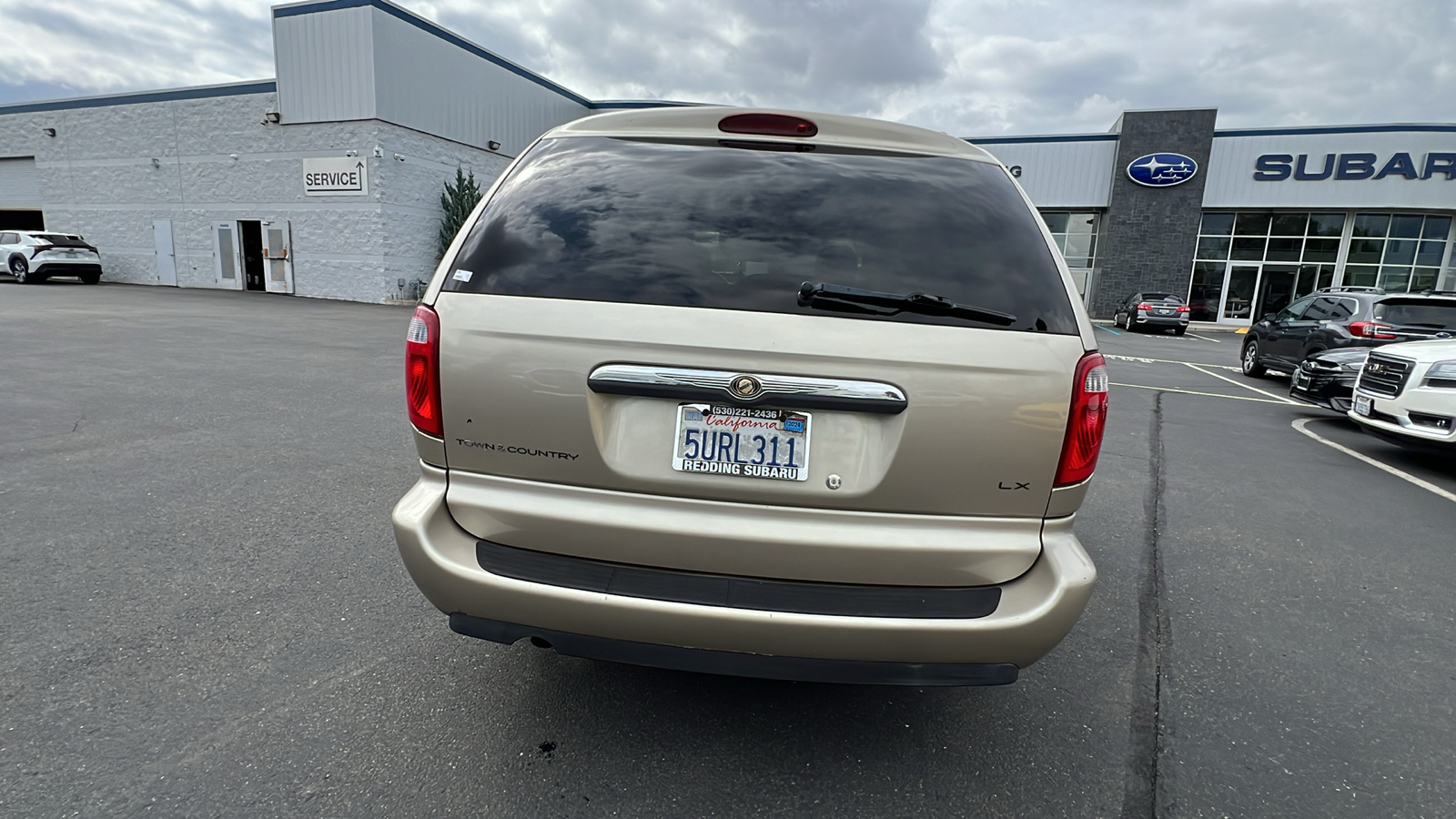 2006 Chrysler Town & Country LX 5