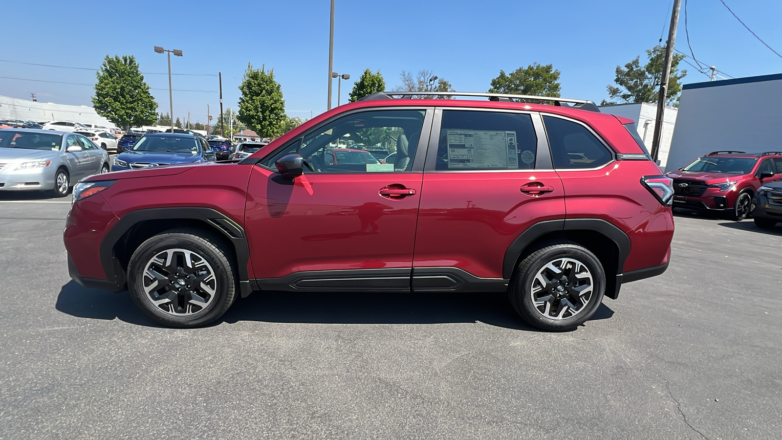 2025 Subaru Forester Premium 8