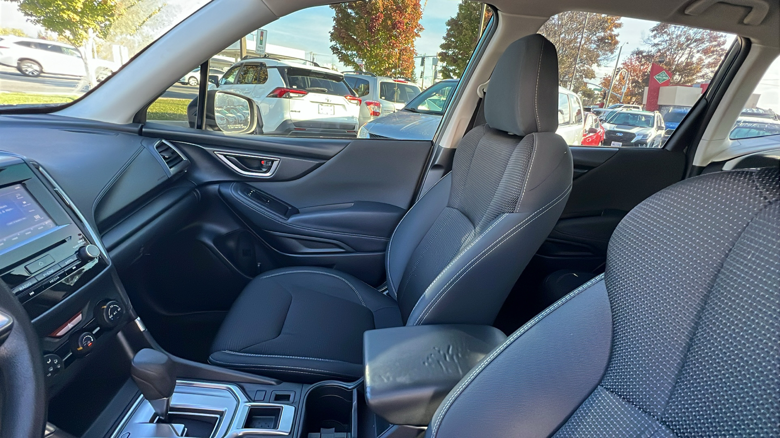 2020 Subaru Forester Base 22