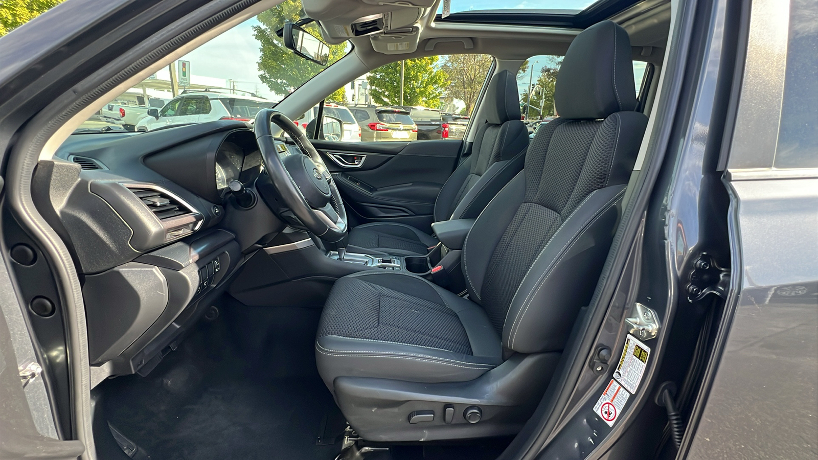 2020 Subaru Forester Premium 32