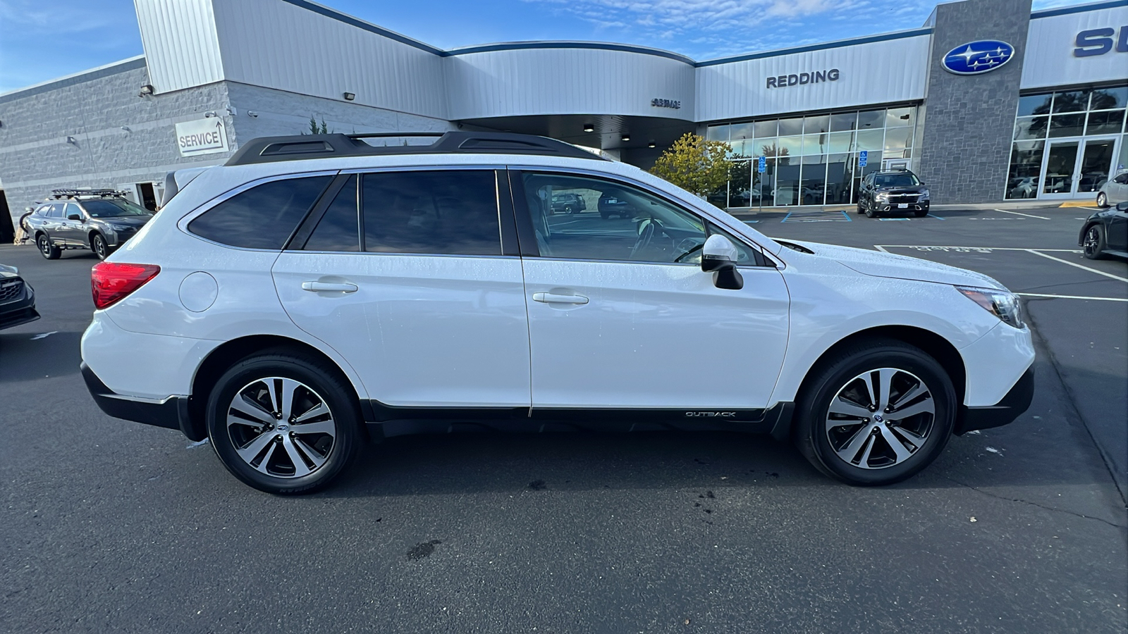 2019 Subaru Outback 2.5i 3