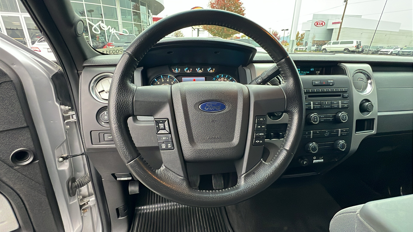 2012 Ford F-150  27