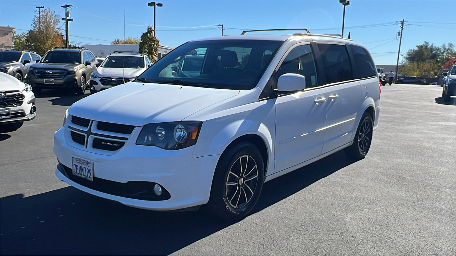 2016 Dodge Grand Caravan R/T 1