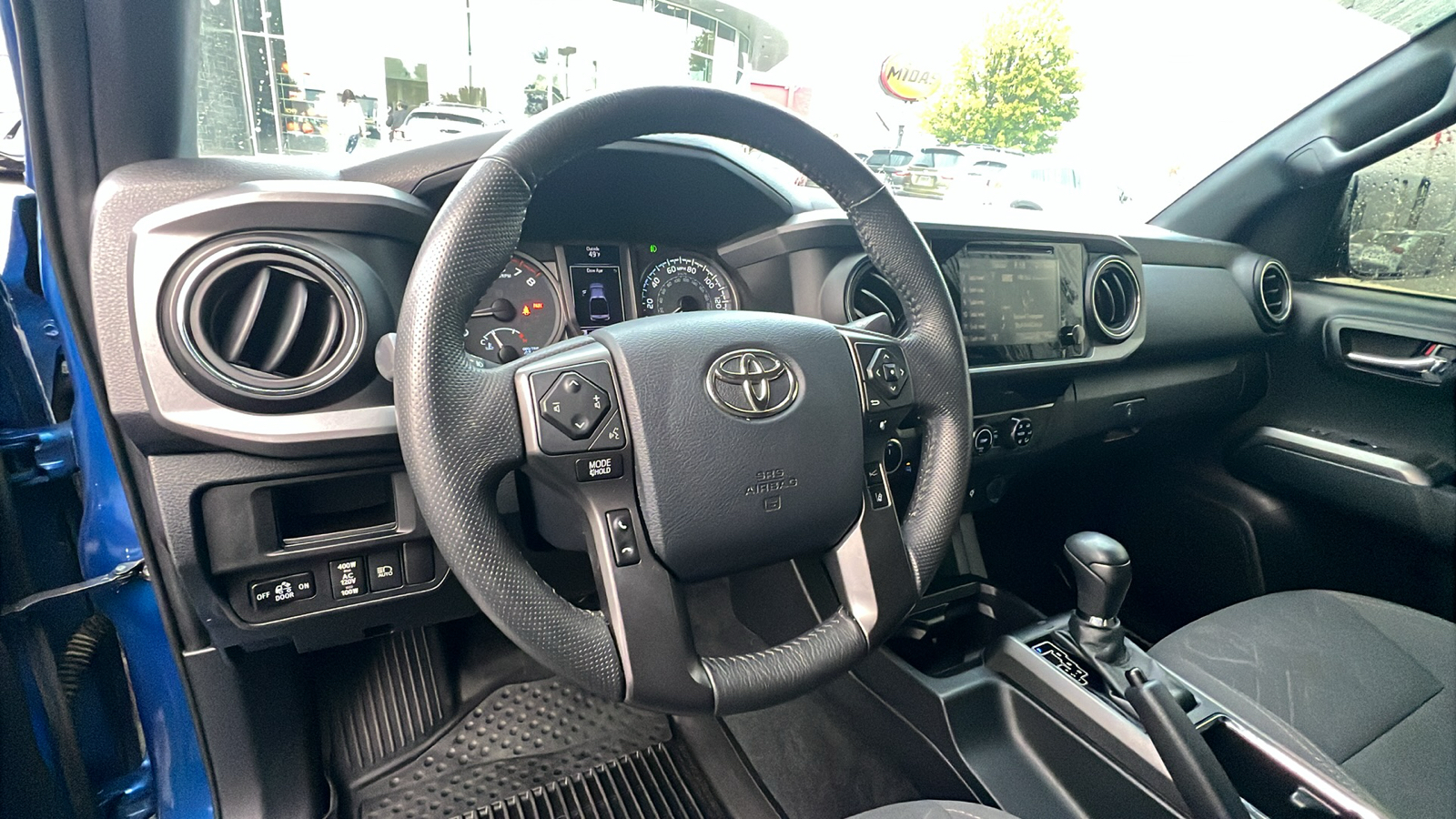 2018 Toyota Tacoma TRD Off-Road 24