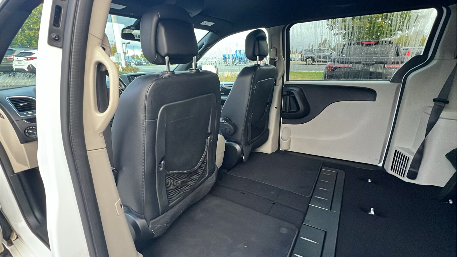 2019 Dodge Grand Caravan SXT 16