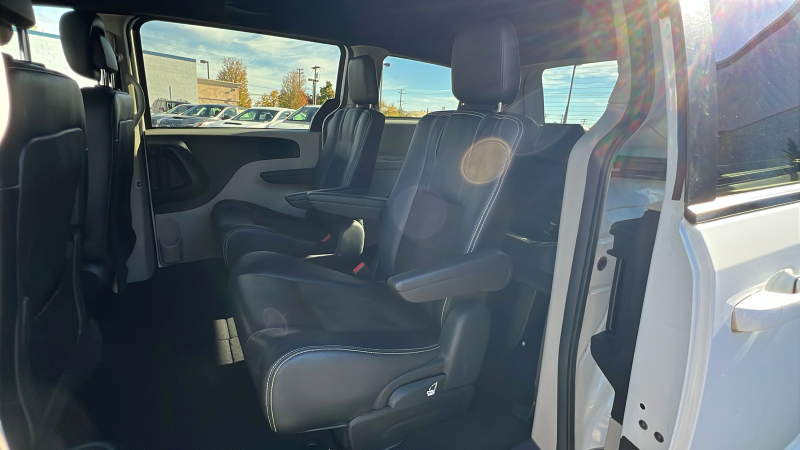 2019 Dodge Grand Caravan SXT 14