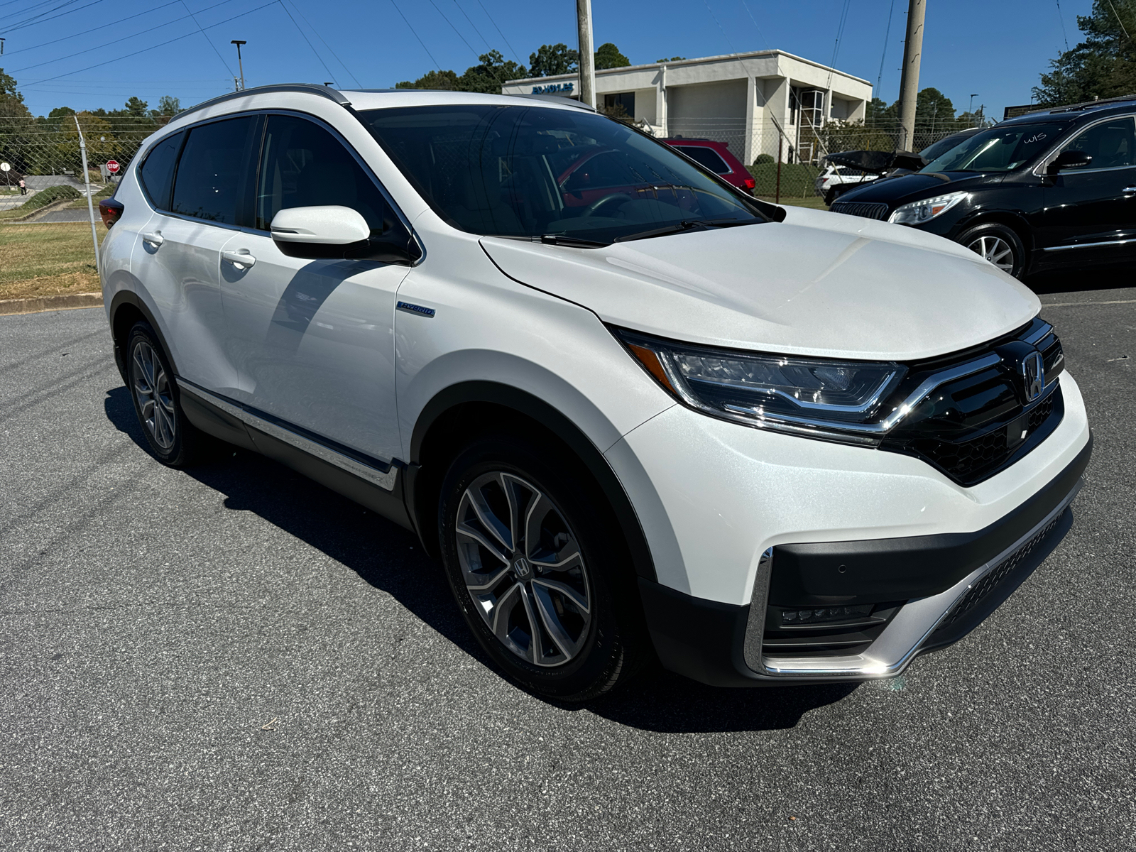 2022 Honda CR-V Hybrid Touring 1