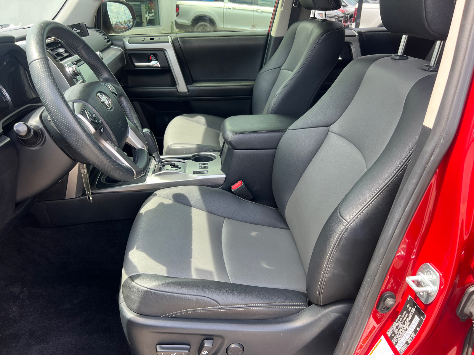 2019 Toyota 4Runner SR5 Premium 9