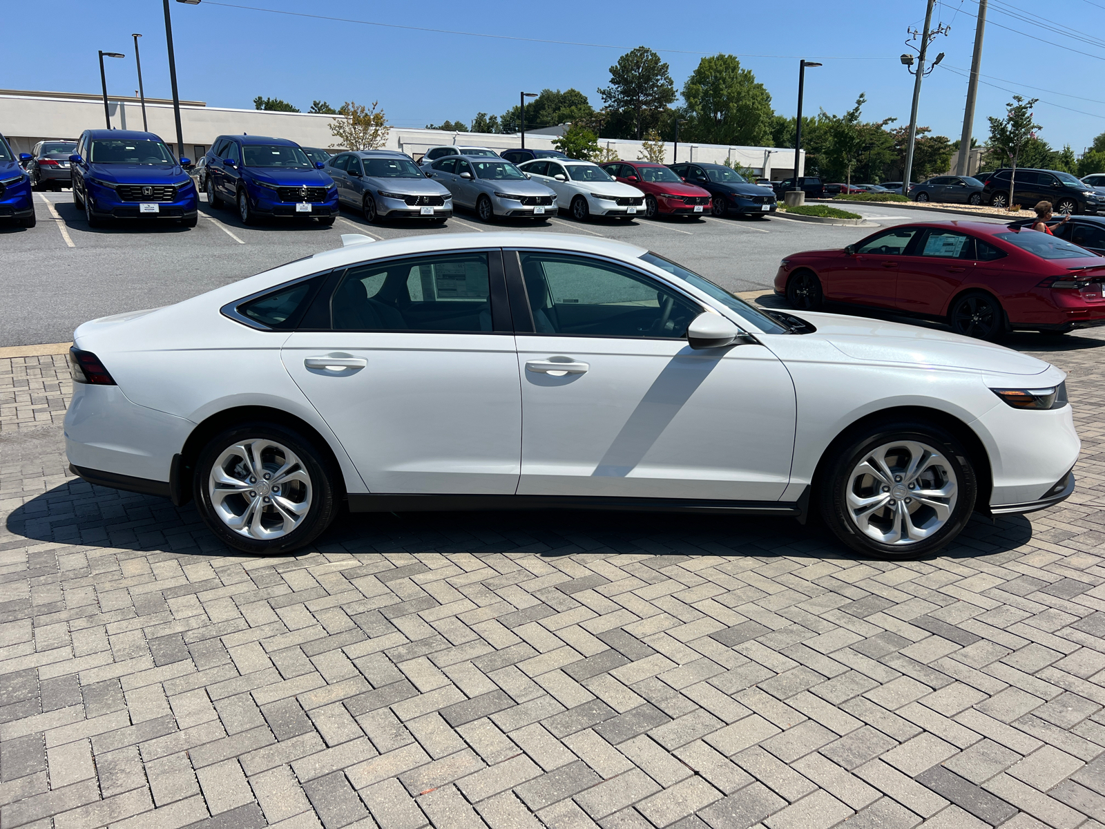 2024 Honda Accord Sedan LX 8