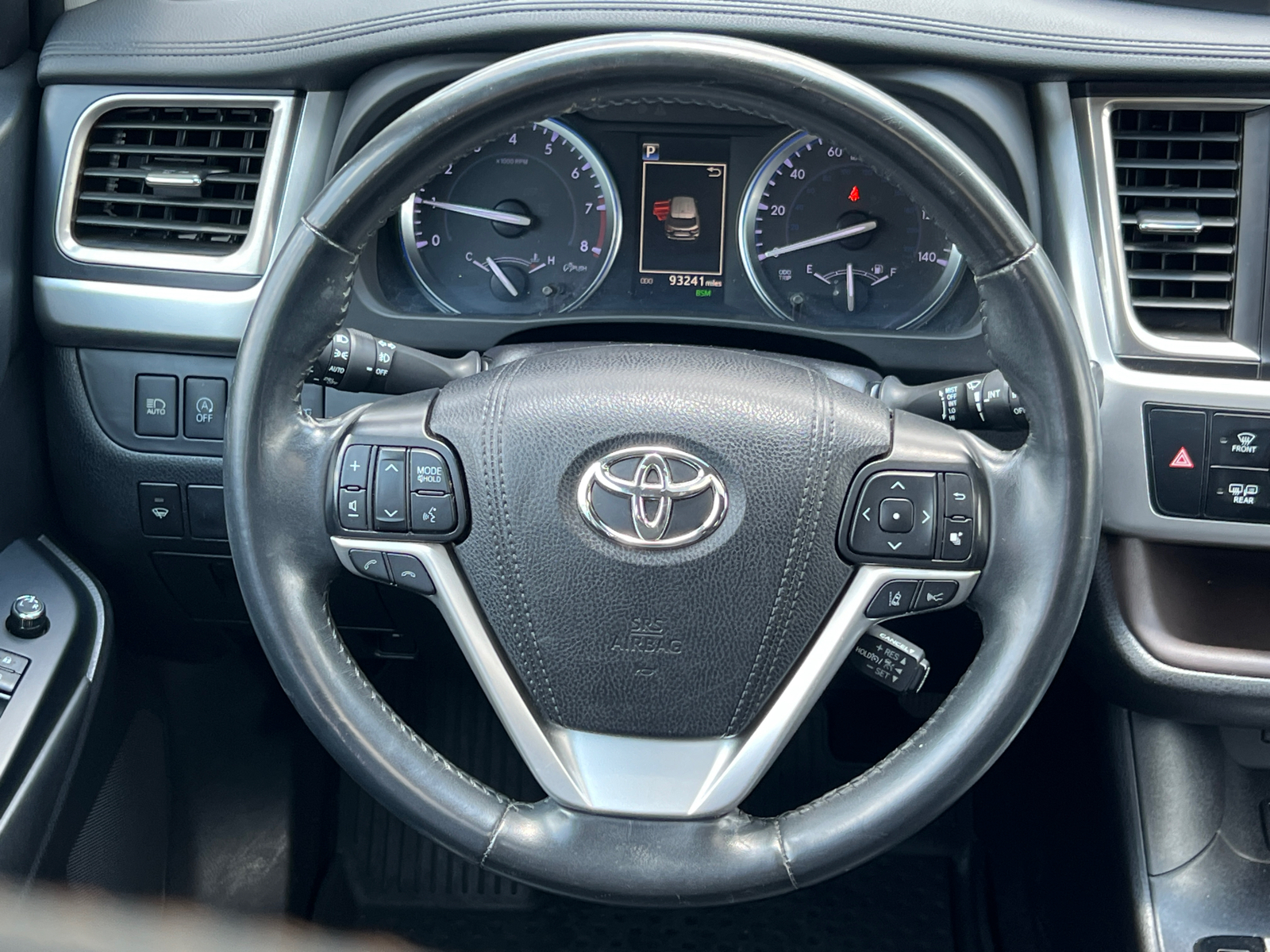 2019 Toyota Highlander XLE 16