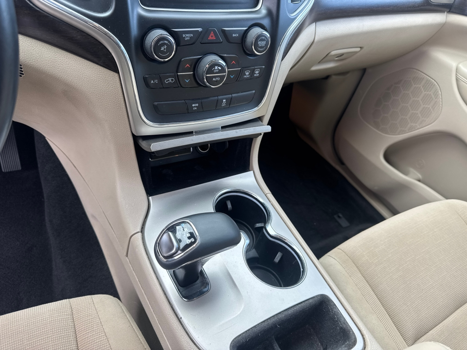 2014 Jeep Grand Cherokee Laredo 22