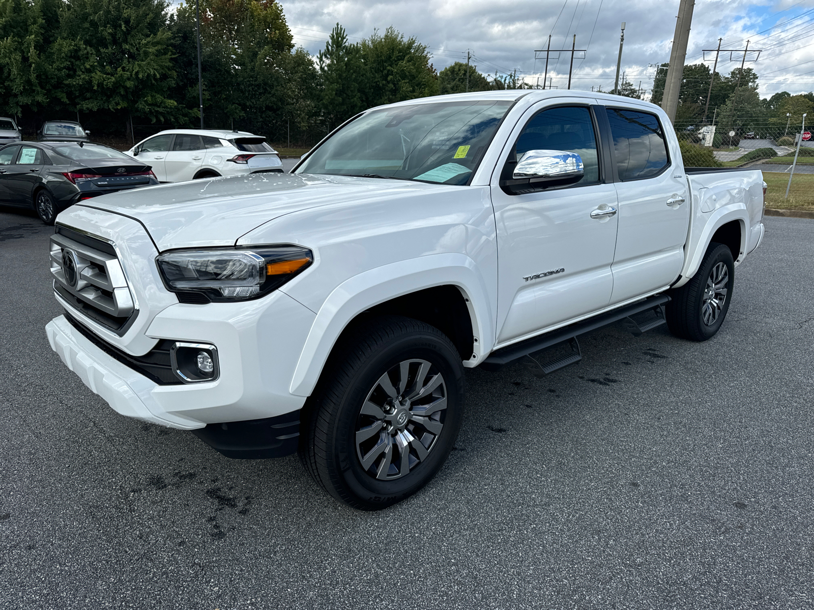 2023 Toyota Tacoma 4WD Limited 3