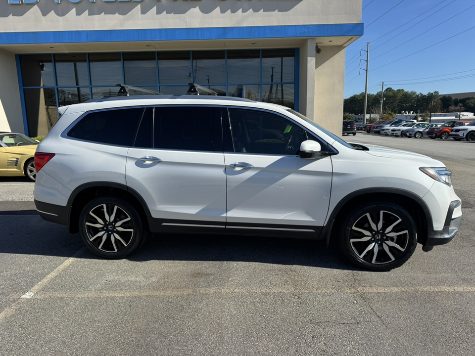 2020 Honda Pilot Touring 7-Passenger 8