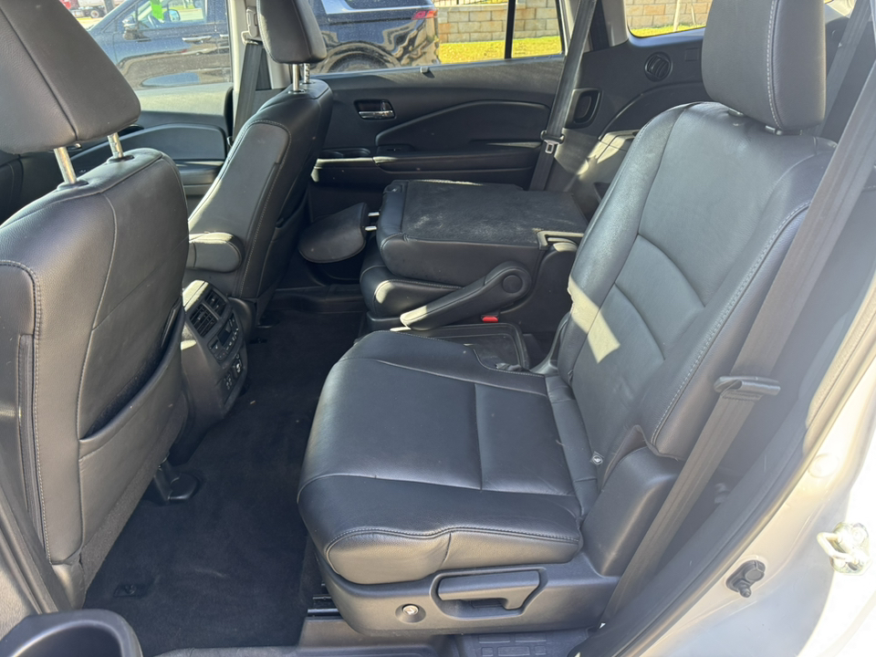 2020 Honda Pilot Touring 7-Passenger 12