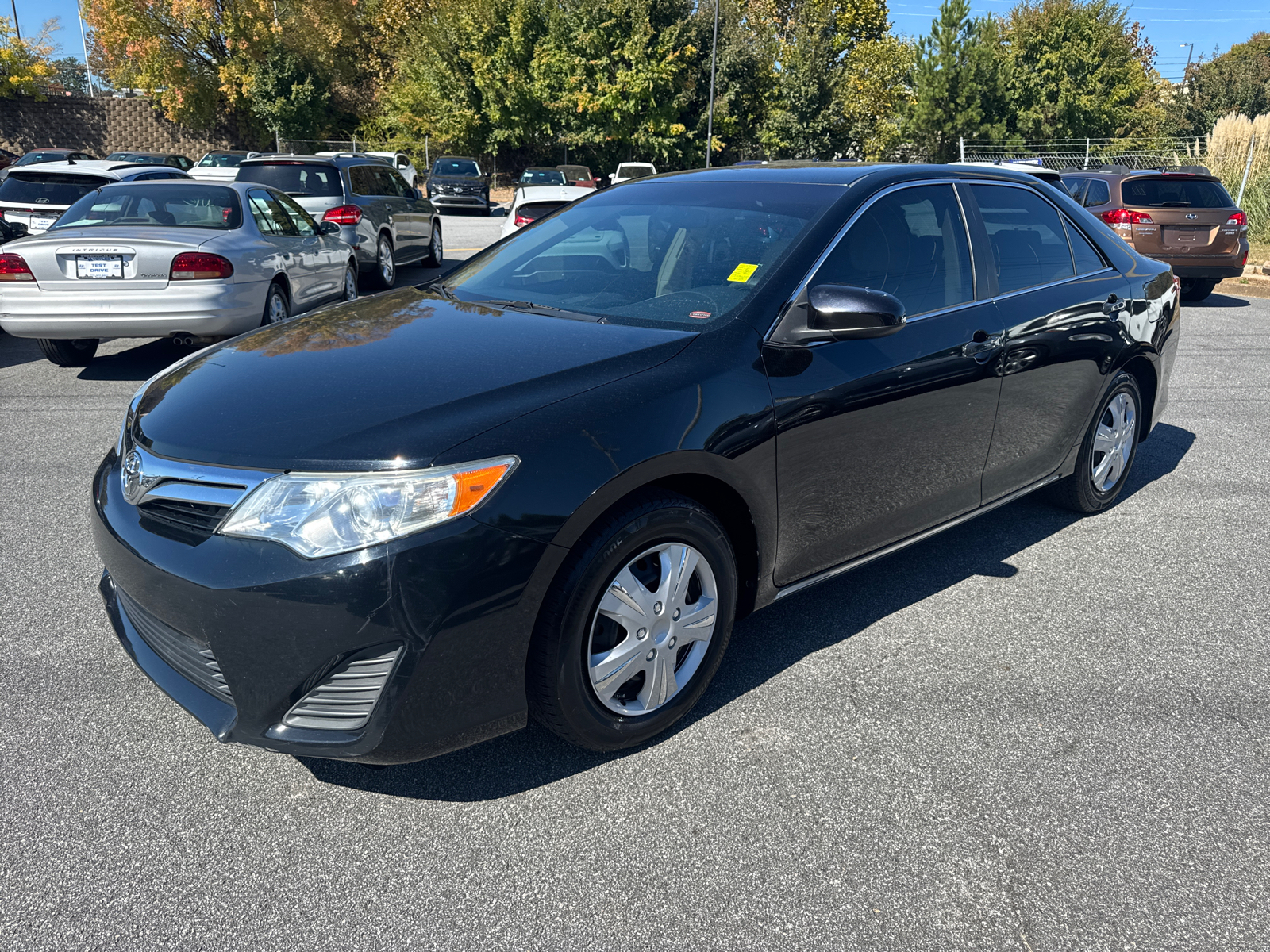 2014 Toyota Camry LE 3