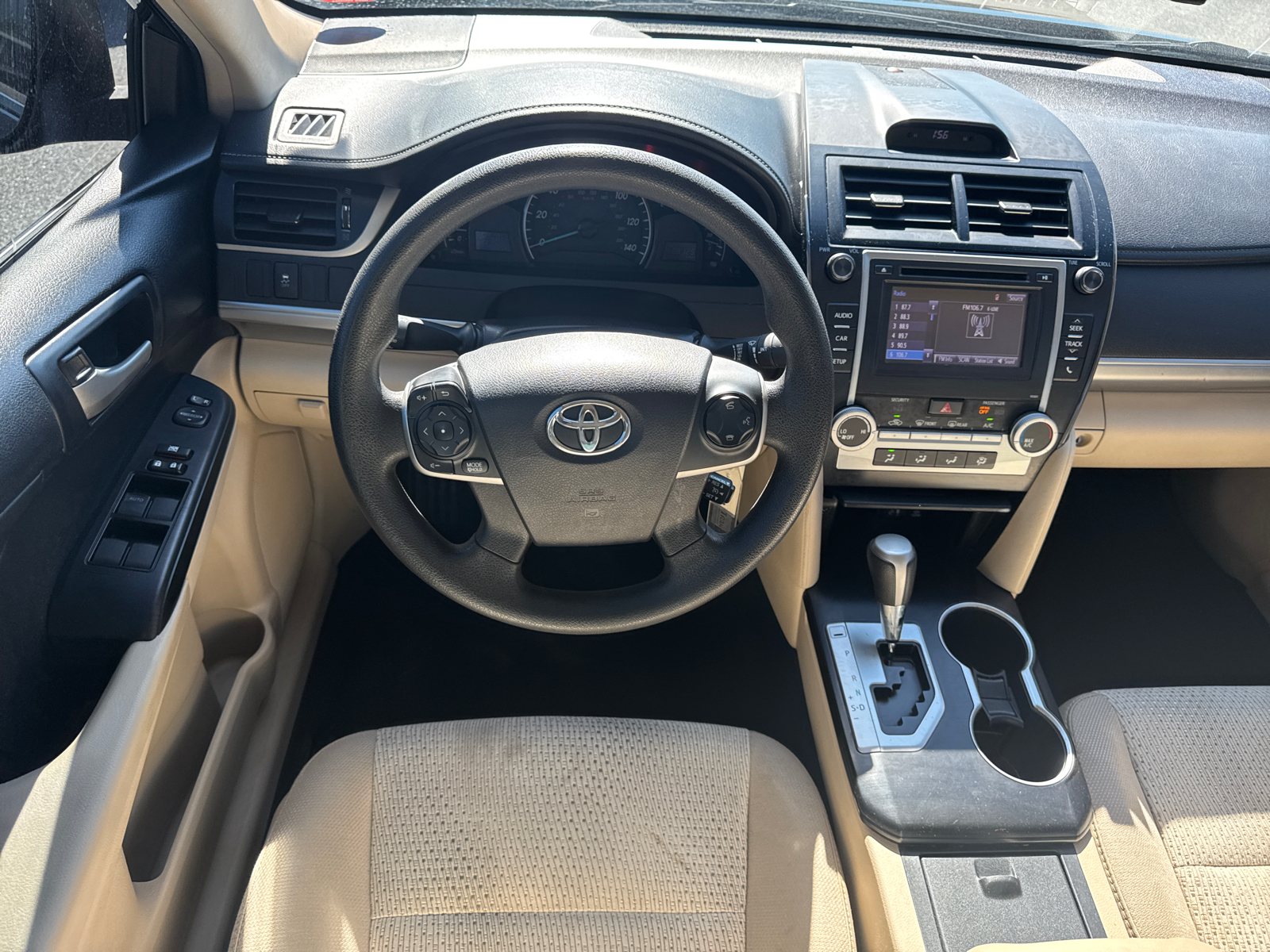 2014 Toyota Camry LE 15