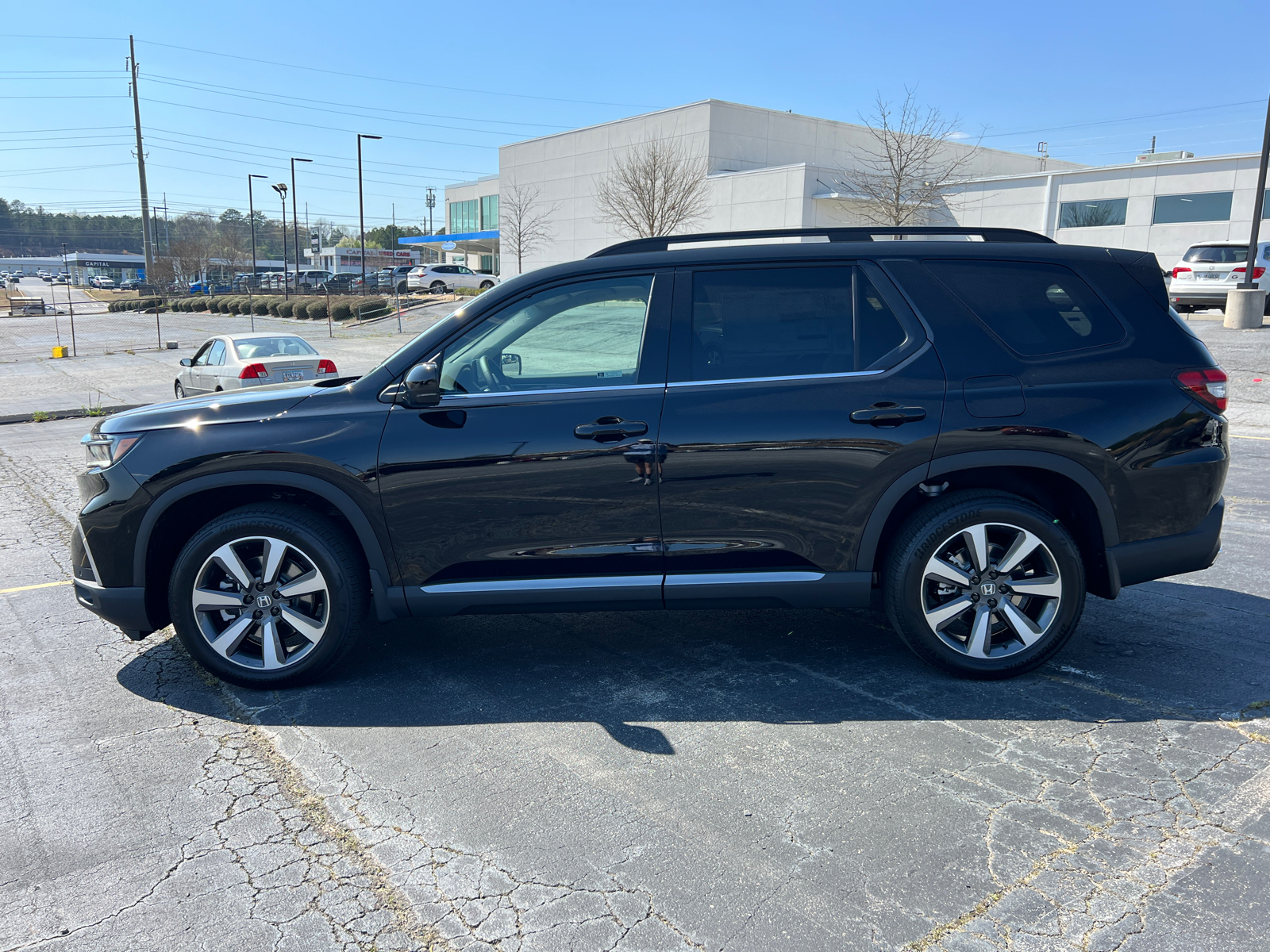 2025 Honda Pilot Touring 4