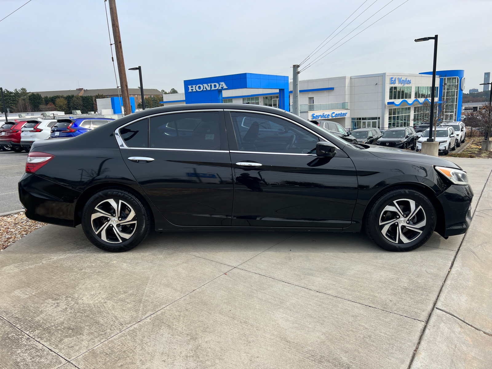 2016 Honda Accord Sedan LX 8