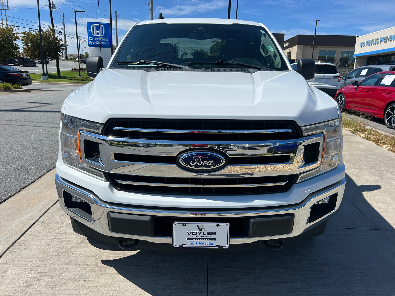 2019 Ford F-150 XLT 2