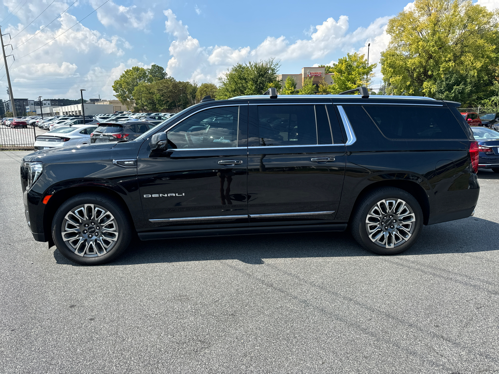 2023 GMC Yukon XL Denali Ultimate 4