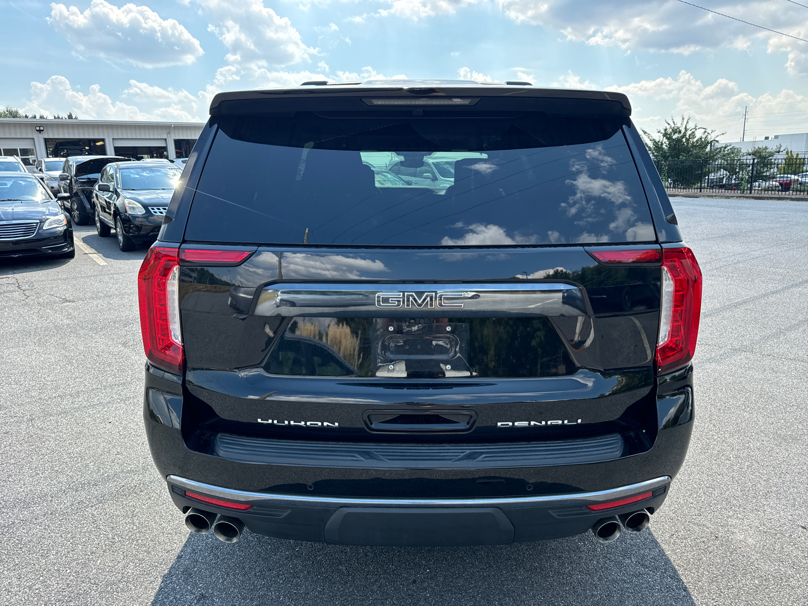 2023 GMC Yukon XL Denali Ultimate 6