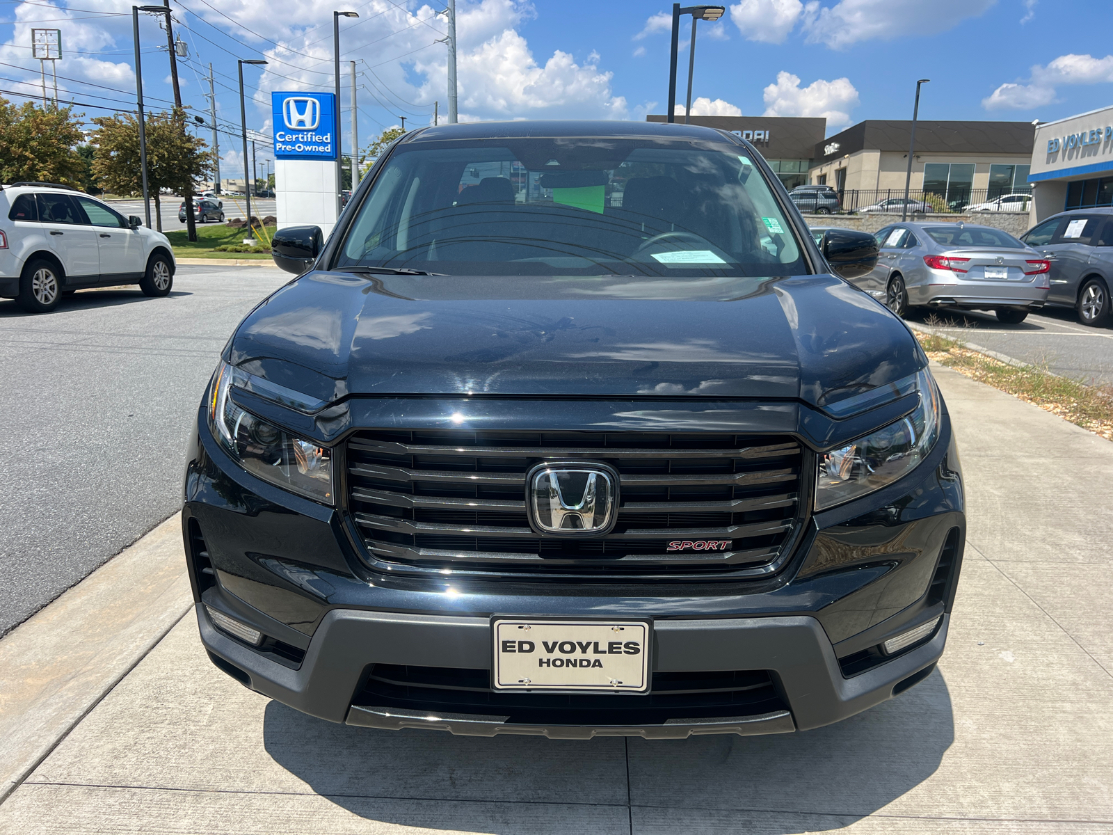 2021 Honda Ridgeline Sport 2