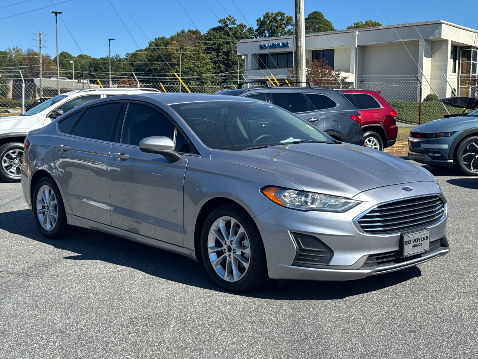 2020 Ford Fusion SE 1