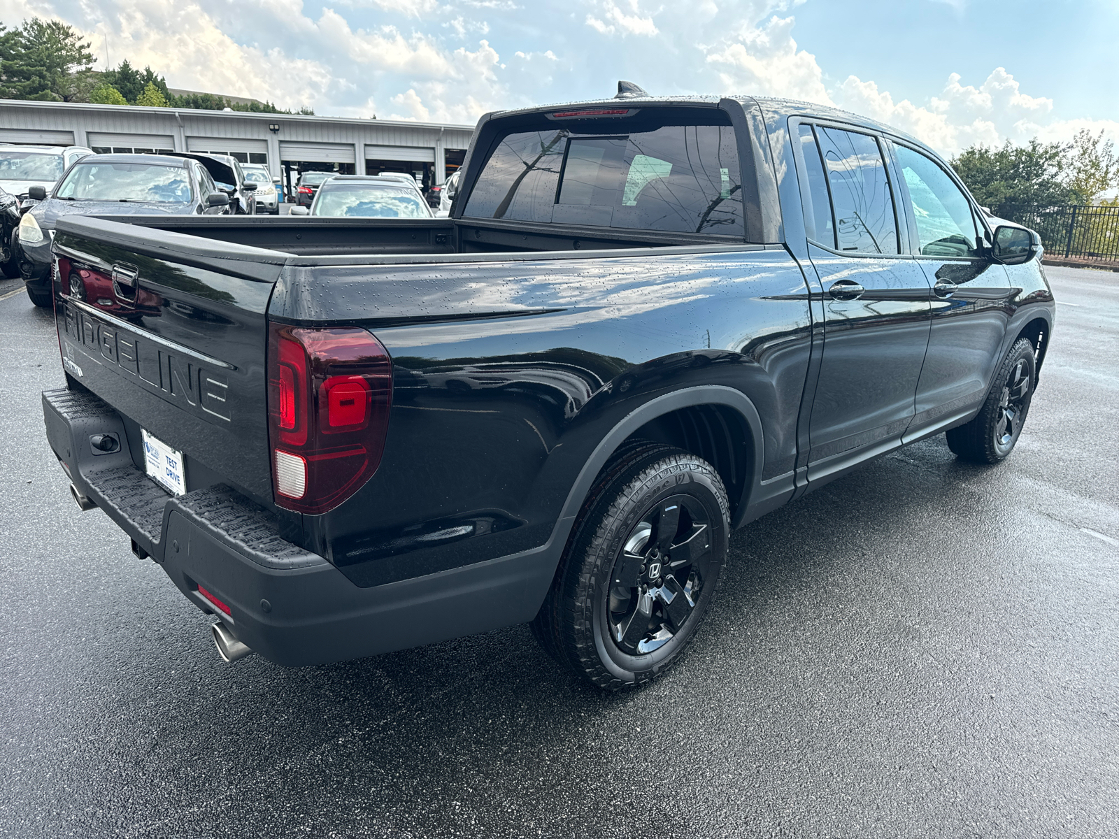 2025 Honda Ridgeline Black Edition 7