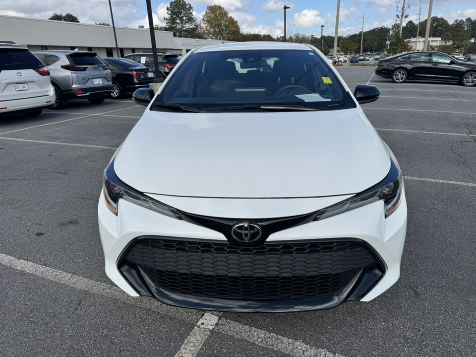 2022 Toyota Corolla Hatchback SE Nightshade 2