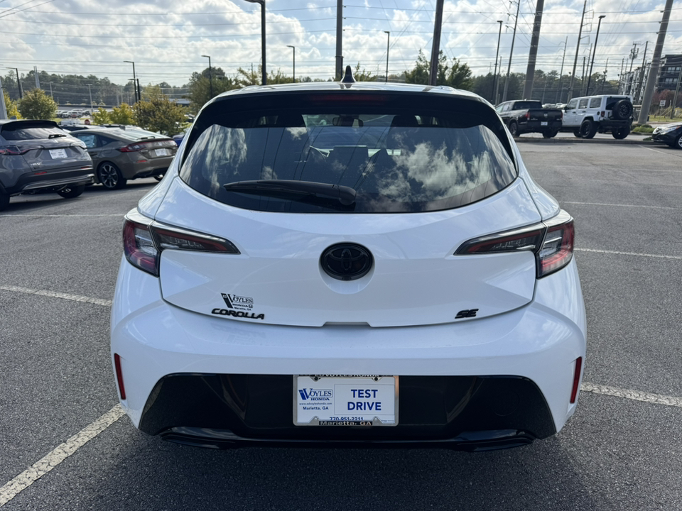 2022 Toyota Corolla Hatchback SE Nightshade 6