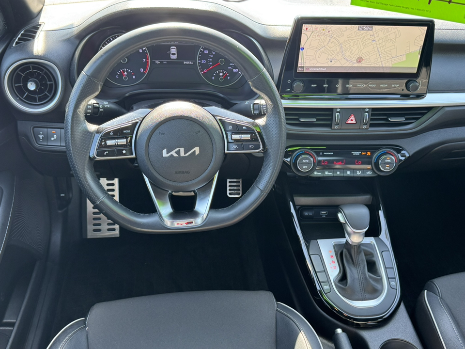 2022 Kia Forte  16