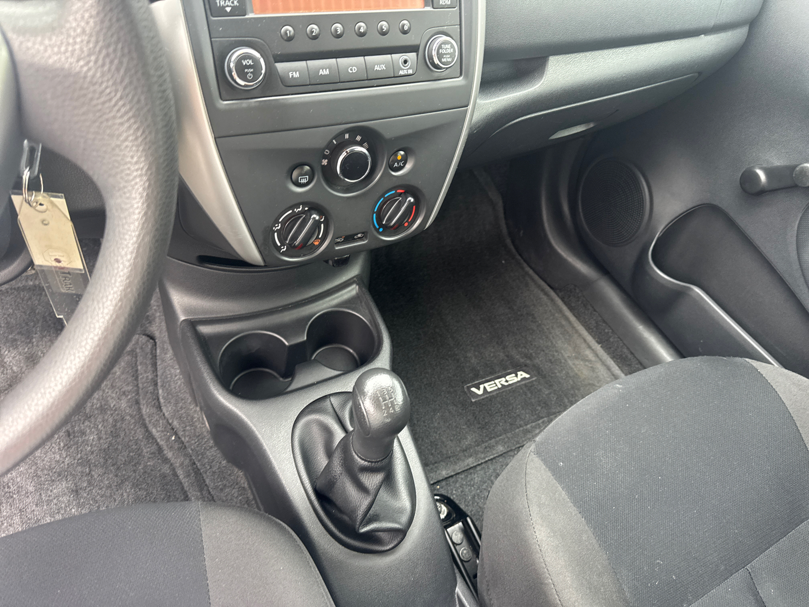 2015 Nissan Versa Note S 21