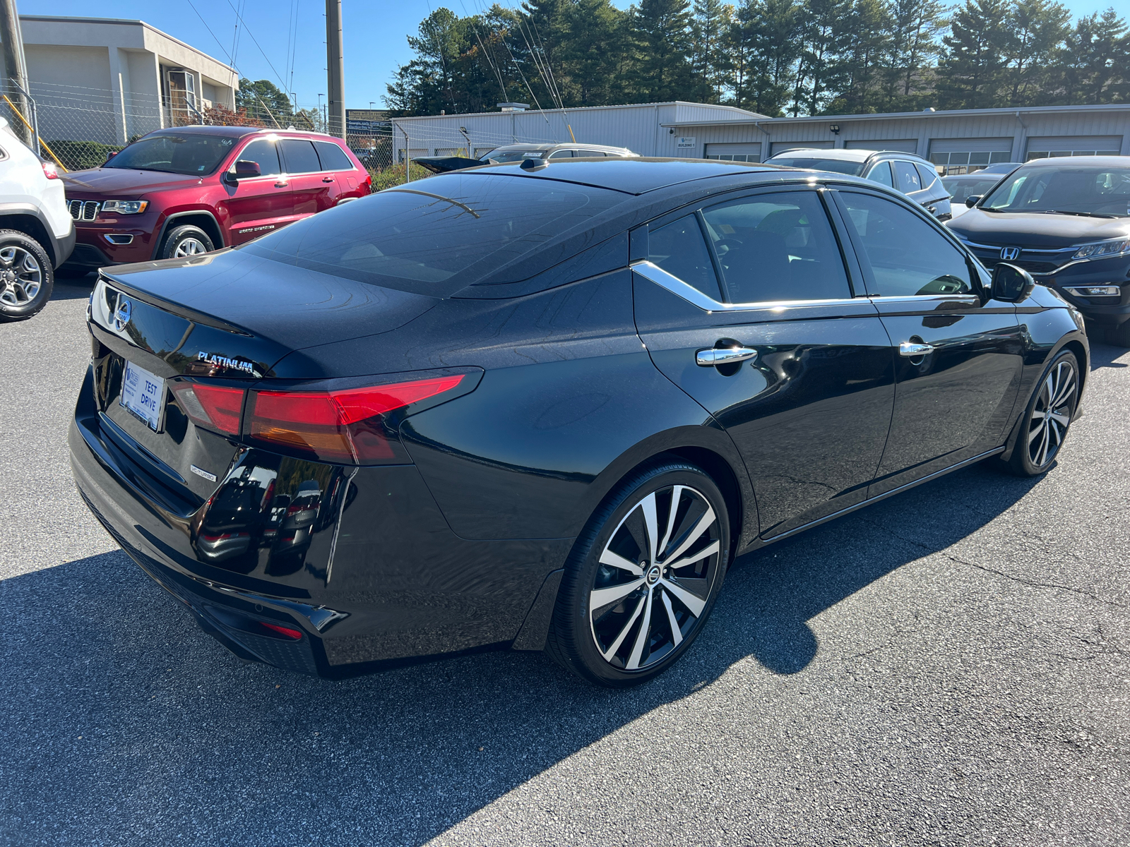 2020 Nissan Altima 2.0 Platinum 7