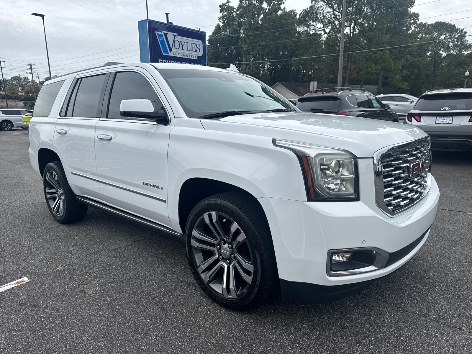 2018 GMC Yukon Denali 1