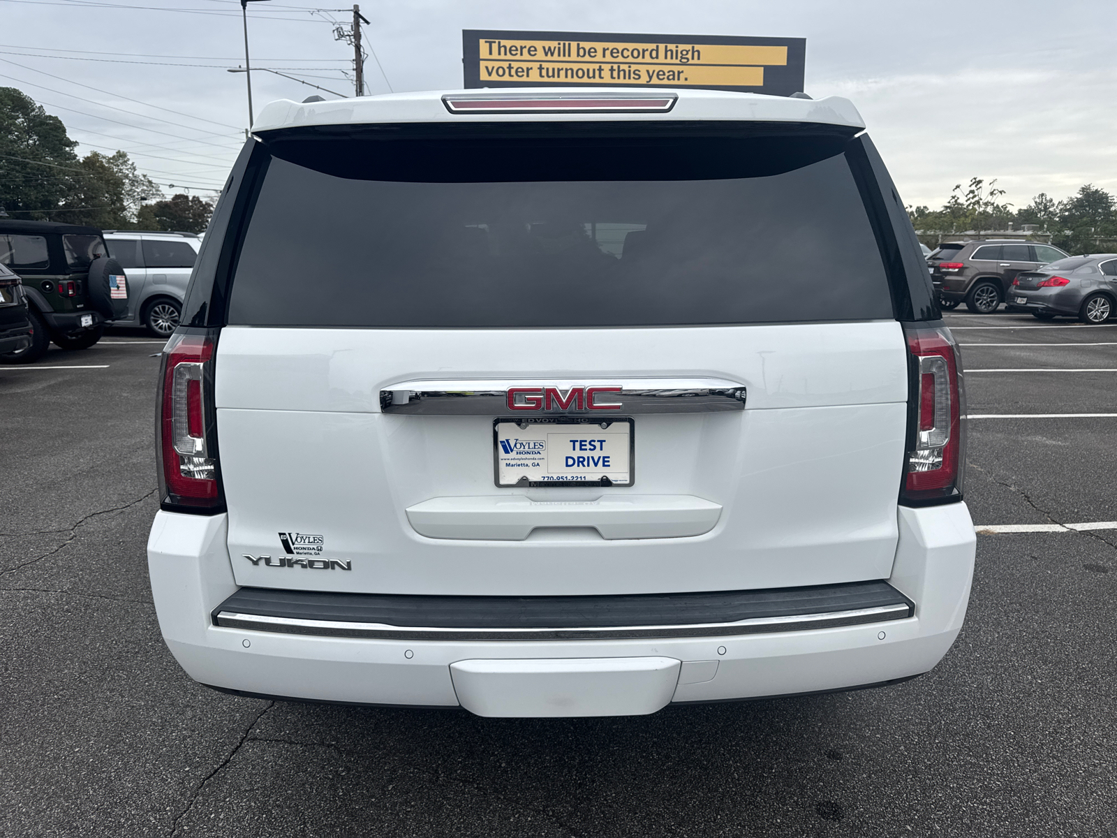 2018 GMC Yukon Denali 6